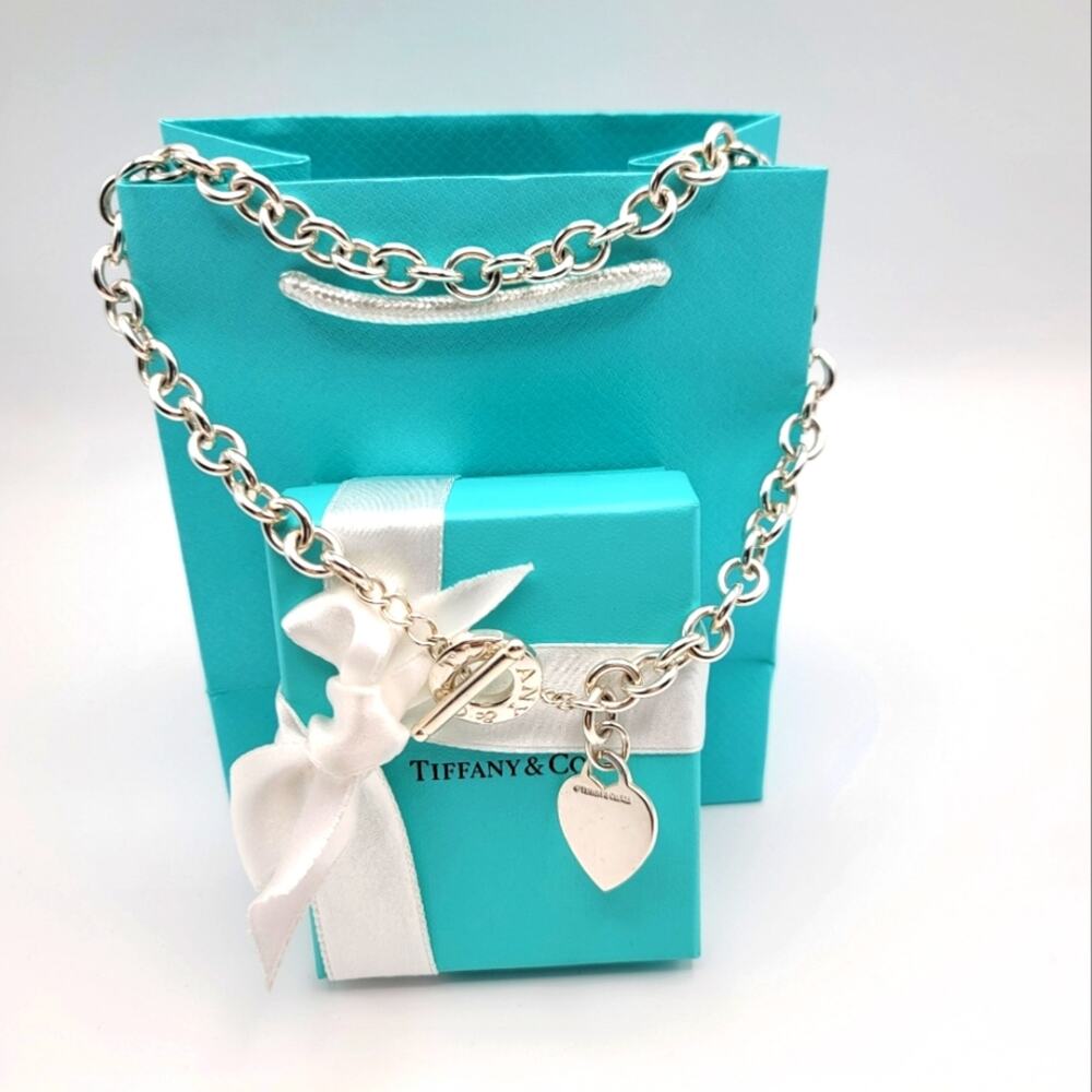 Vintage Tiffany & Co. Heart Tag Toggle Necklace Sterling Silver 925 Authentic